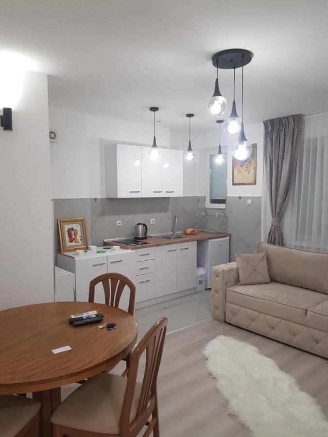 City Diamond Apartment Skopje Exterior photo